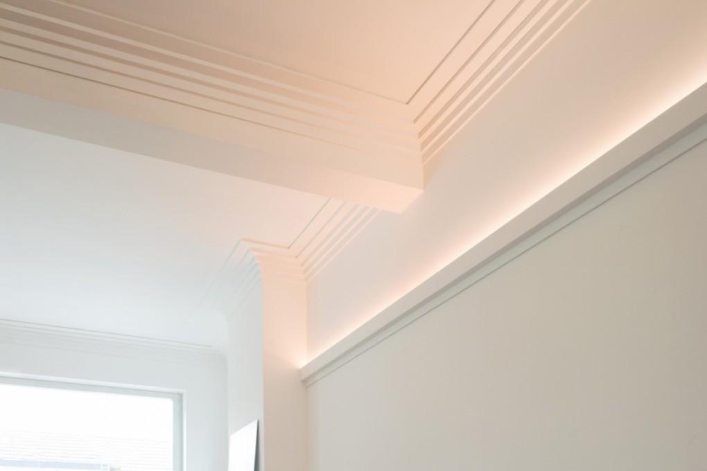 Профиль для скрытого освещения Orac Decor Modern C383