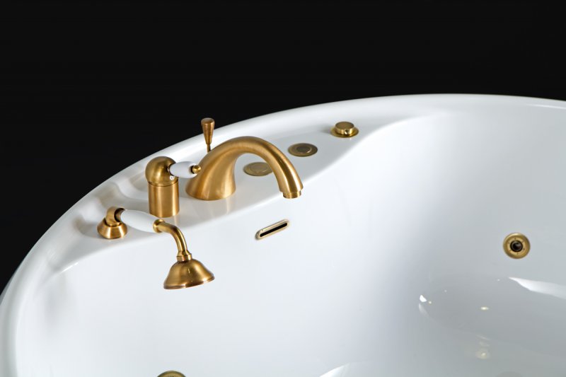 Ванна отдельностоящая BelBagno BB30-1550 155x155