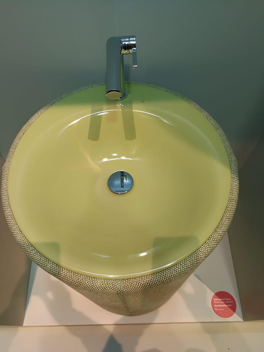Раковина напольная Bette Lux Oval Couture A220 HLW1 TX-016