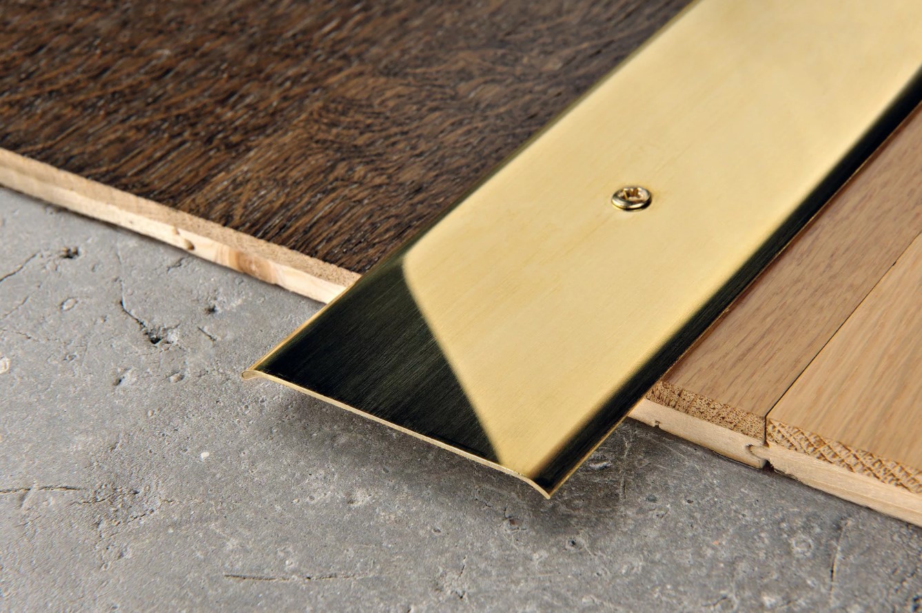 Порог Progress Profiles Proplate PETOL 30A 2.7 м. (латунь блестящая), самоклеящийся