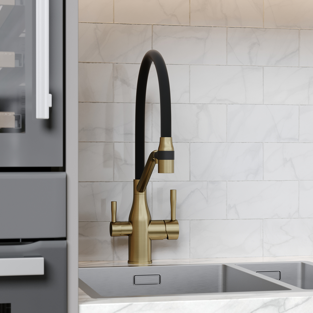 Смеситель для кухни Sancos Орта (Orta) SC4008BG (брашированное золото/черный), с гибким изливом, с подключением к фильтру