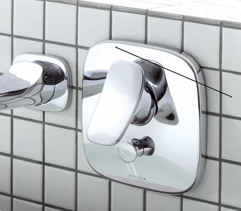 Смеситель для ванны и душа Kludi Ambienta 536500575