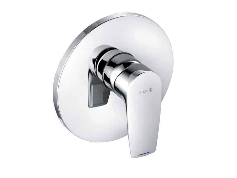 Смеситель для ванны и душа Kludi Pure & Solid 346550575