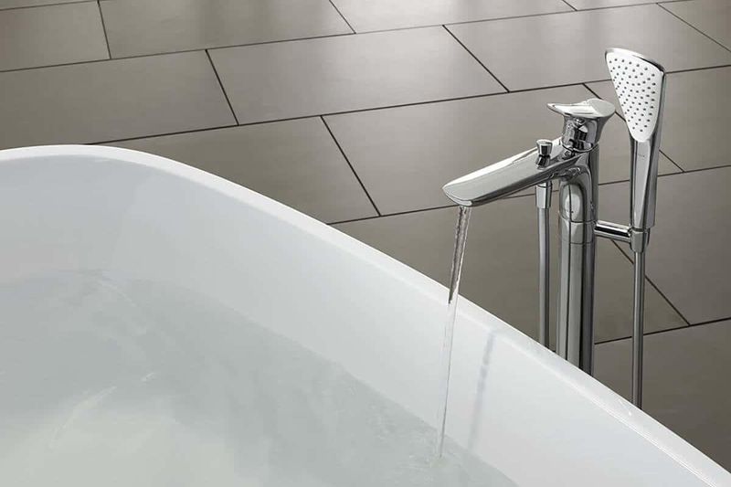 Смеситель для ванны и душа Kludi Ambienta 535900575