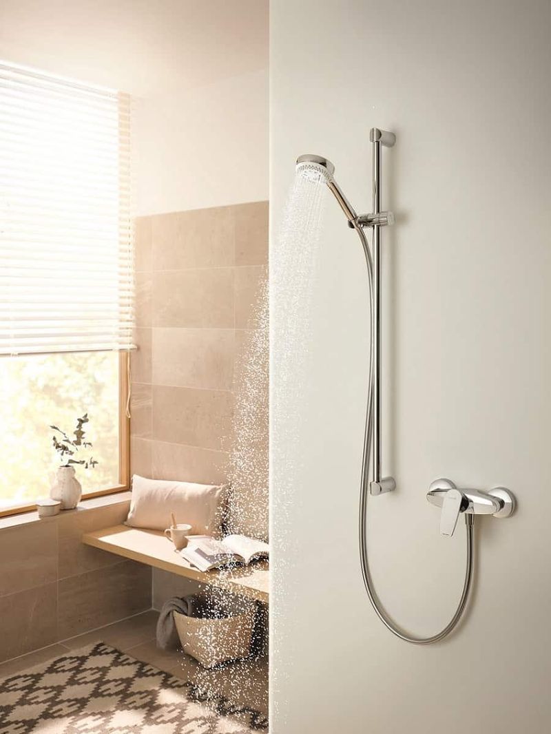 Смеситель для ванны и душа Kludi Pure & Solid 348410575