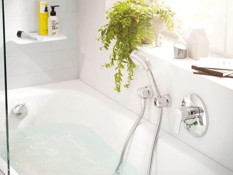 Смеситель для ванны и душа Kludi Pure & Easy 376500565