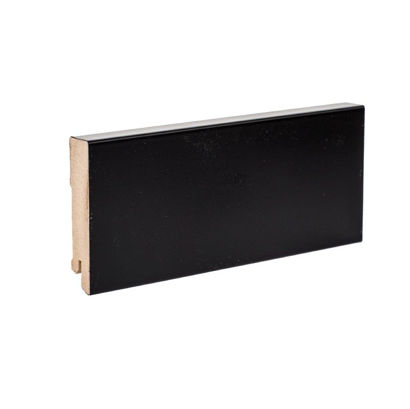 Плинтус Ликорн К-06 (черный) 8x205, напольный, крашенный, МДФ, с кабель-каналом