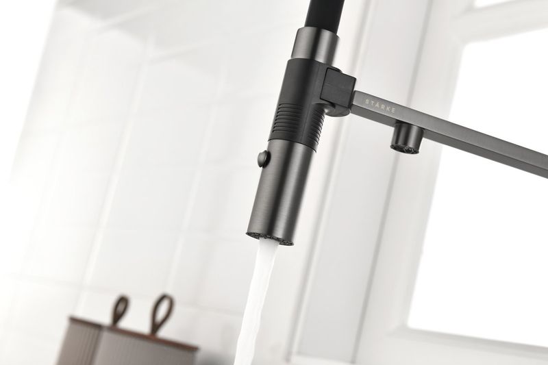 Смеситель для кухни Paulmark Gravity Gr213188-B (беретта), с краном для питьевой воды
