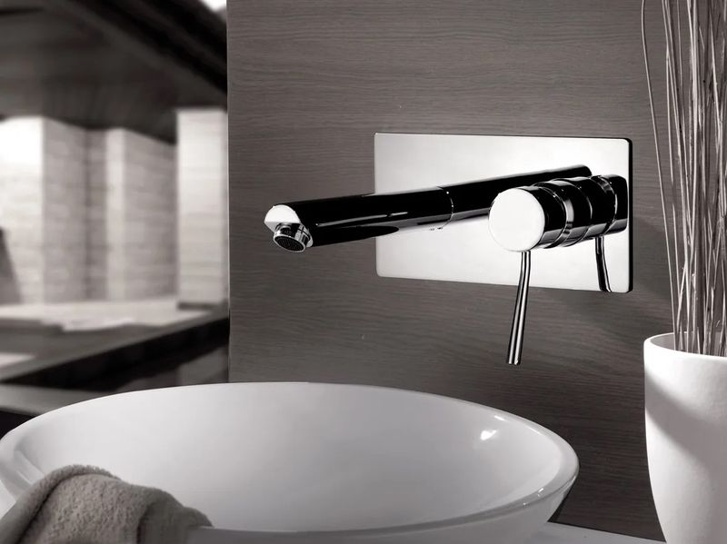 Смеситель для раковины Remer Minimal N15 (хром), 18 см, скрытая часть в комплекте, встраиваемый, горизонтальная установка
