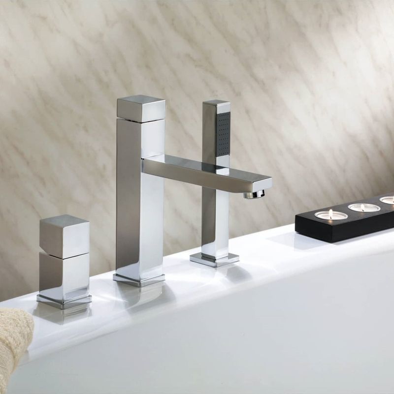 Смеситель для ванны Remer SQ 3 S073 (хром)
