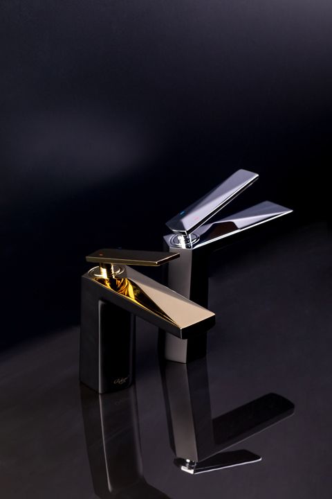 Смеситель на борт ванны Boheme Venturo 380-B (золотой, черный матовый), с изливом