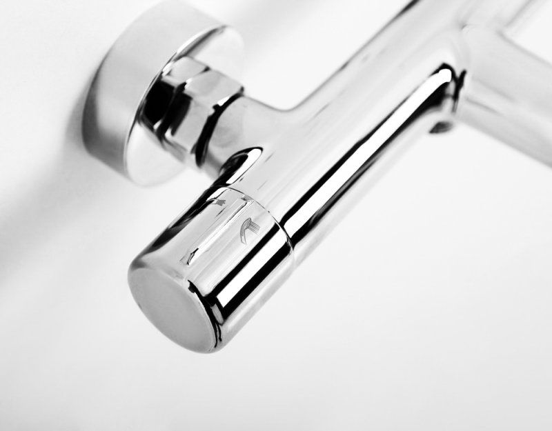 Смеситель для ванны и душа BelBagno Uno UNO-VASM-CRM